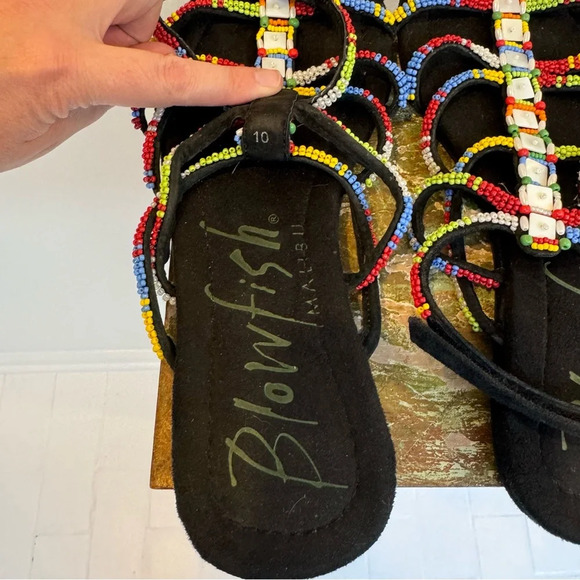 Blowfish Lawles Multi Colored Beaded Light Weight Flat Gladiator Sandal Size 10 - Picture 4 of 5